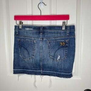 Y2K Joe’s Jeans Distressed Raw Hem Leather Logo Denim Mini Skirt Waist 27 2000s